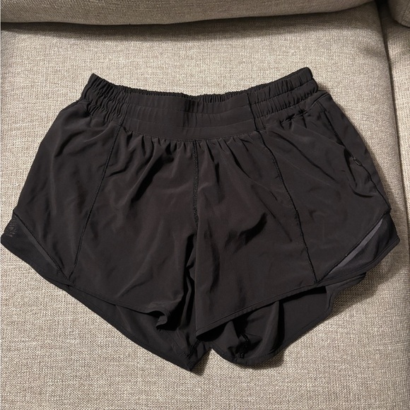lululemon athletica Pants - Lululemon Hotty Hot Low Rise 2.5” Black